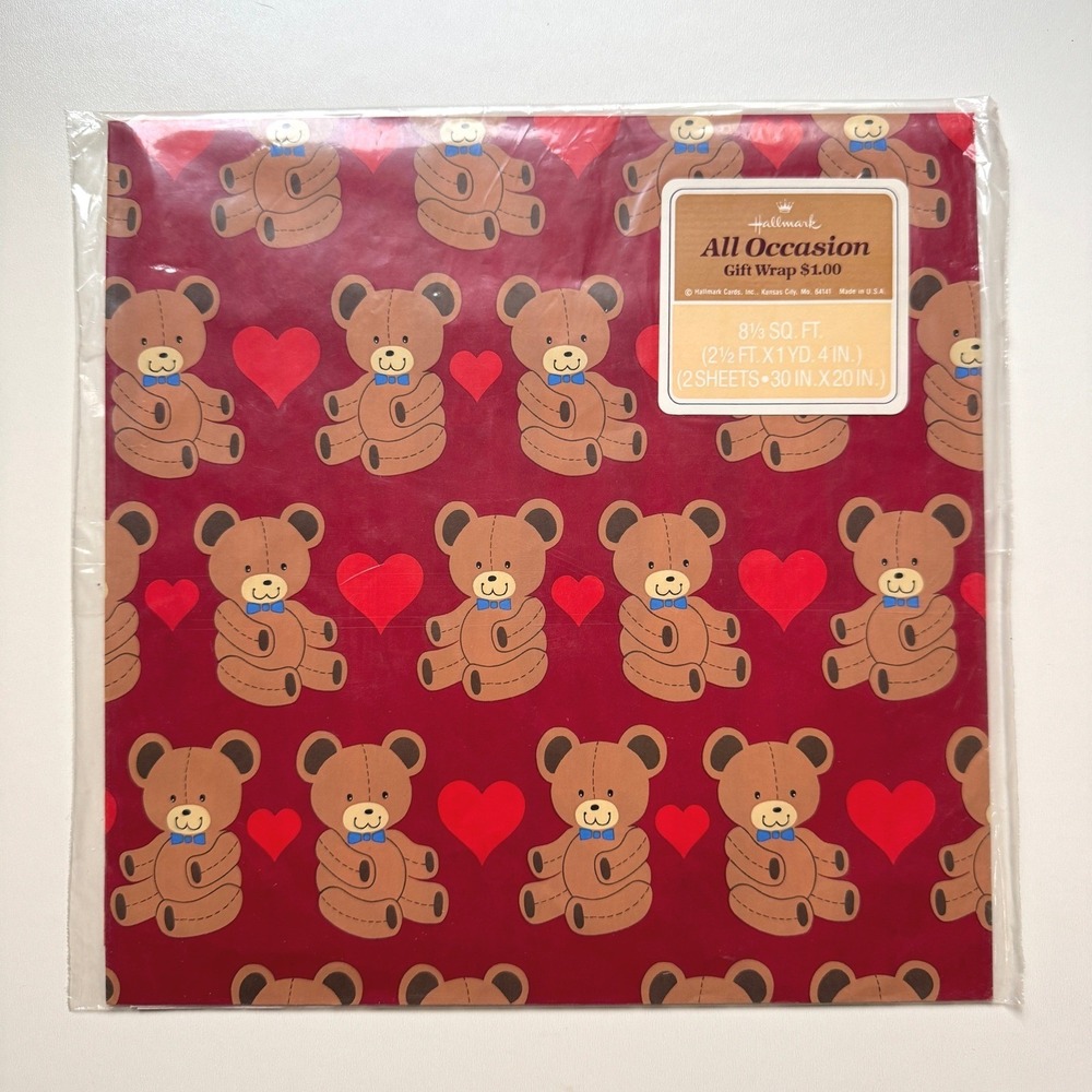 Vintage NIP Hallmark All Occasion Teddy Bear Hearts Red Gift Wrap 2 Sheets